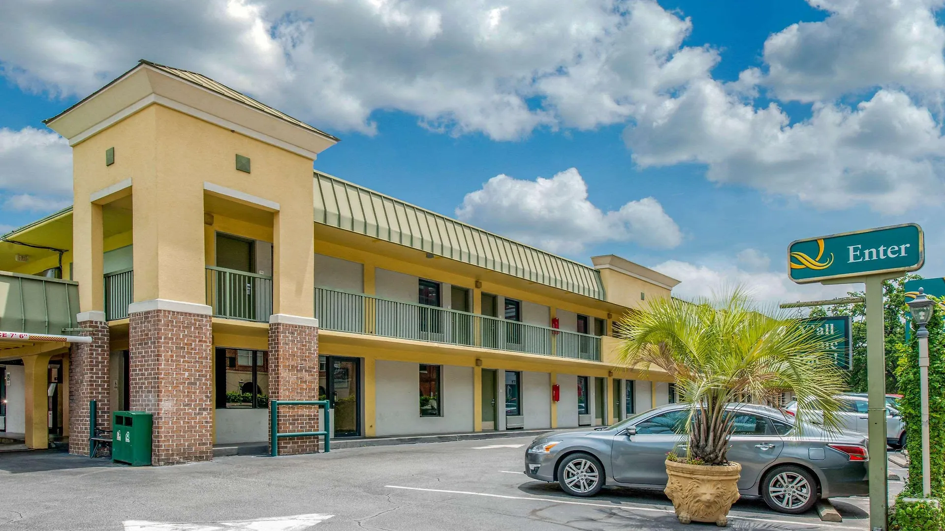 Quality Inn Savannah Historic District