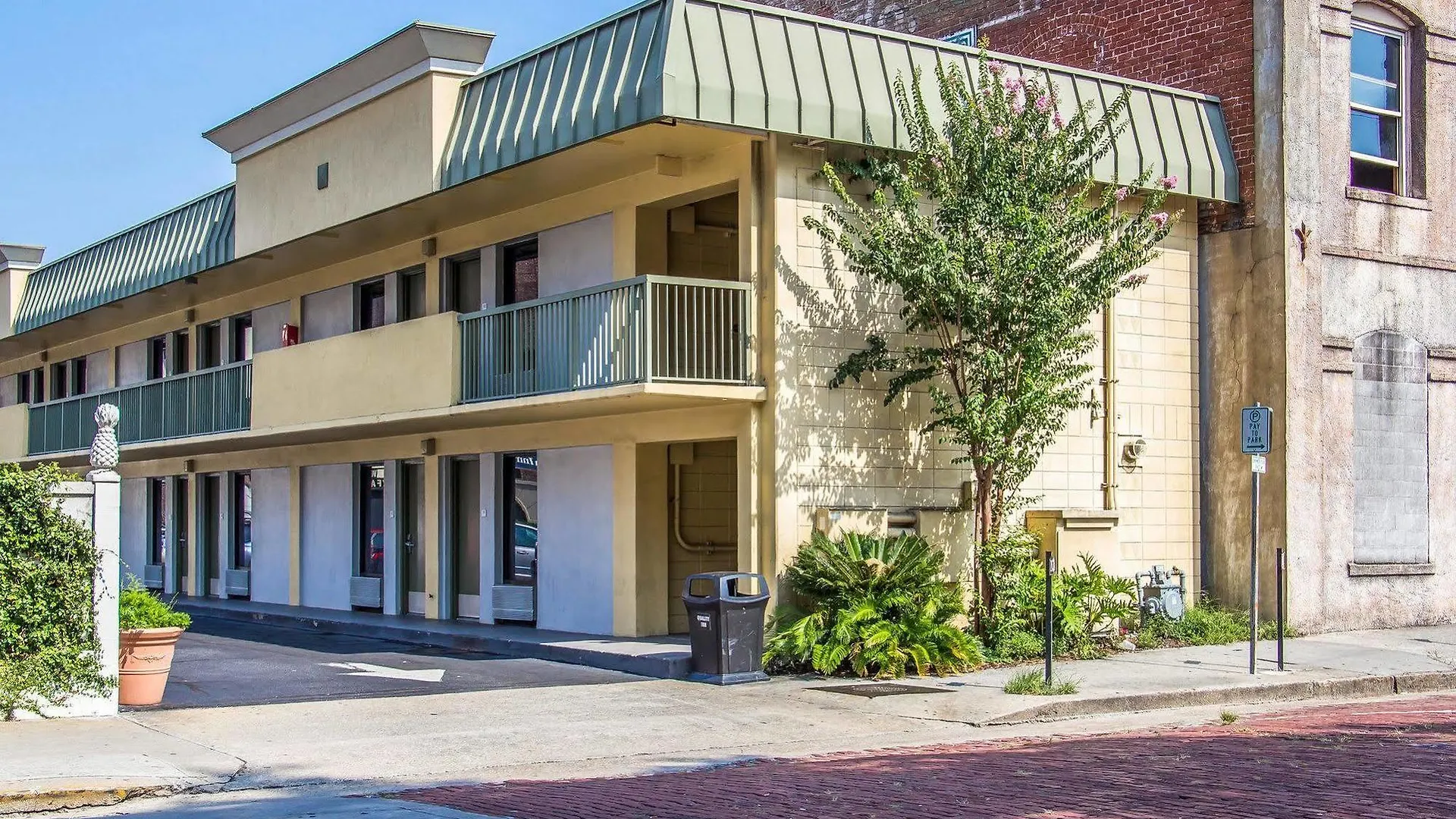 **  Quality Inn Savannah Historic District United States
